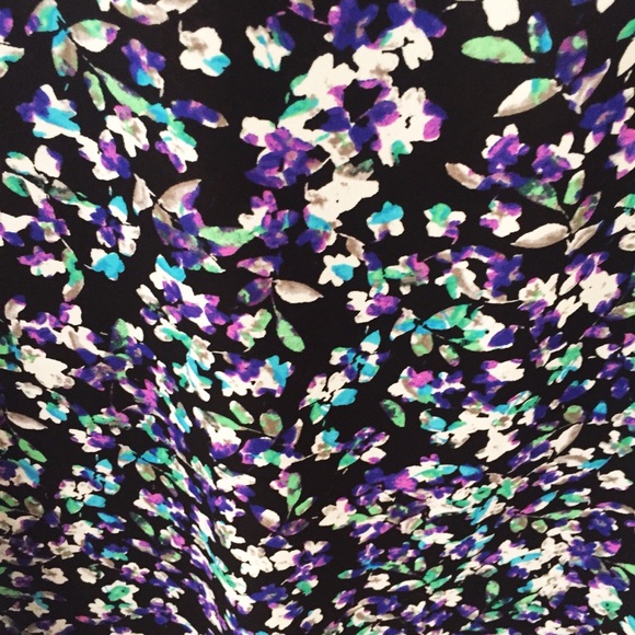 Express Open-Back Tank (Floral) - Picture 3 of 4